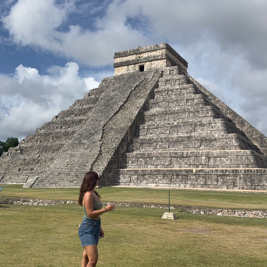 Jenn | Travel 🗺️🛵