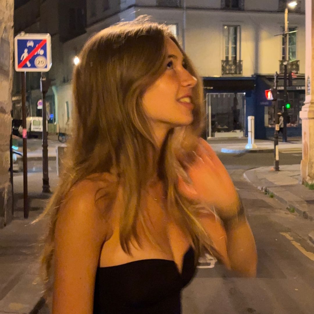 esther⭐️