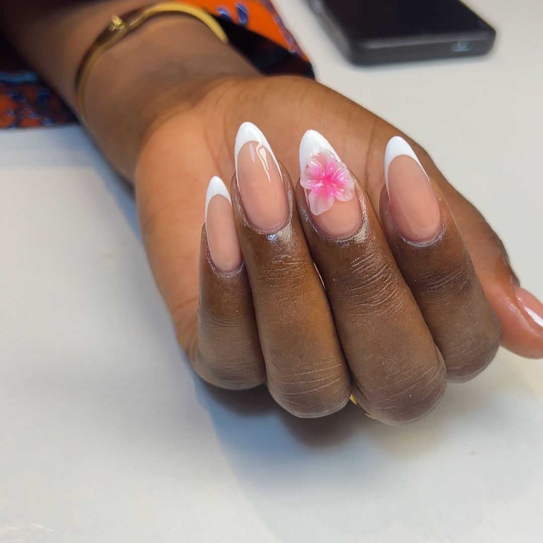 Fam beauty studio💅🏿 98169024