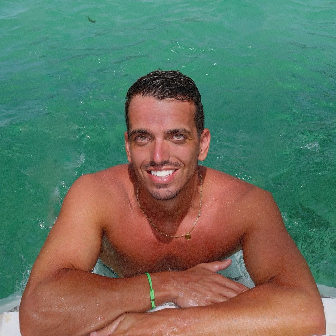 Frank | Travel & Lifestyle