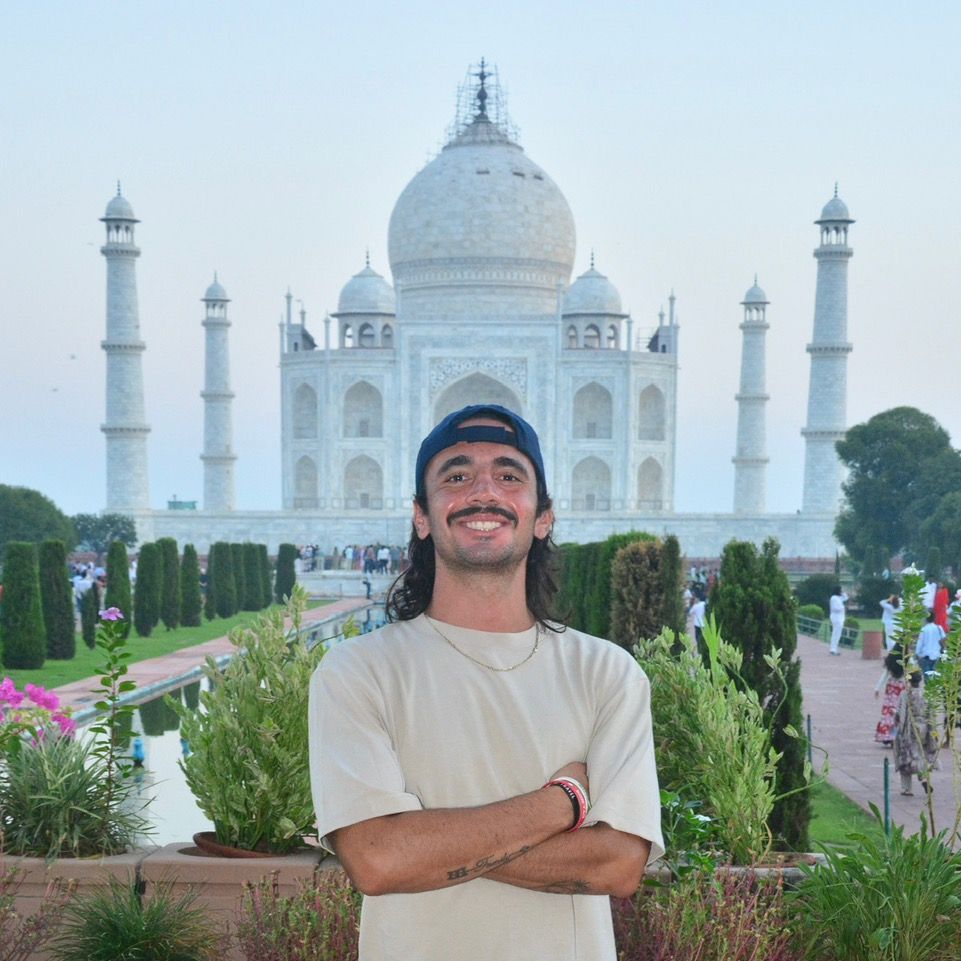 Dani Cruz | Backpacking Guides