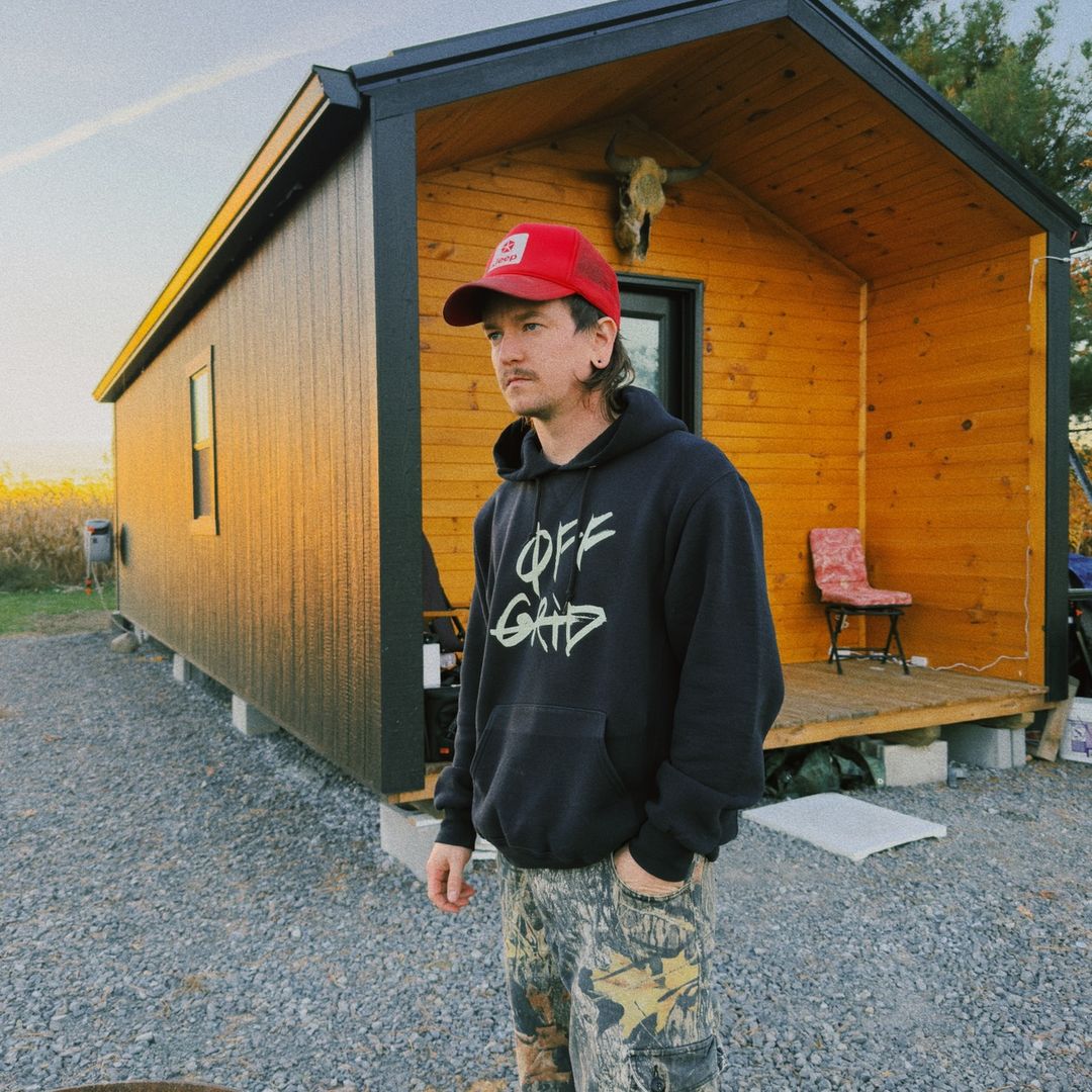TINY HOUSE JACK
