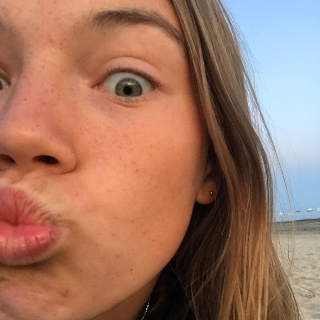 léa 🌸✨🎧🍒🦋🪩🕺