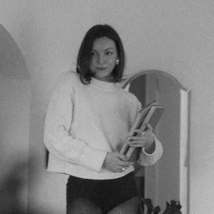 Allie | Interior Decorator