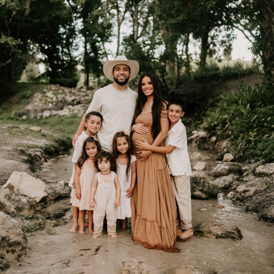 The Chavez Family 🤎