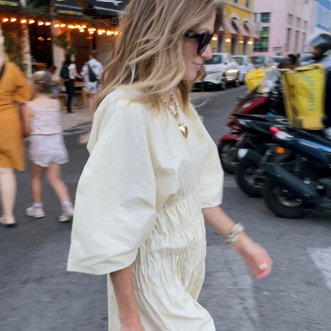 What Women Wear